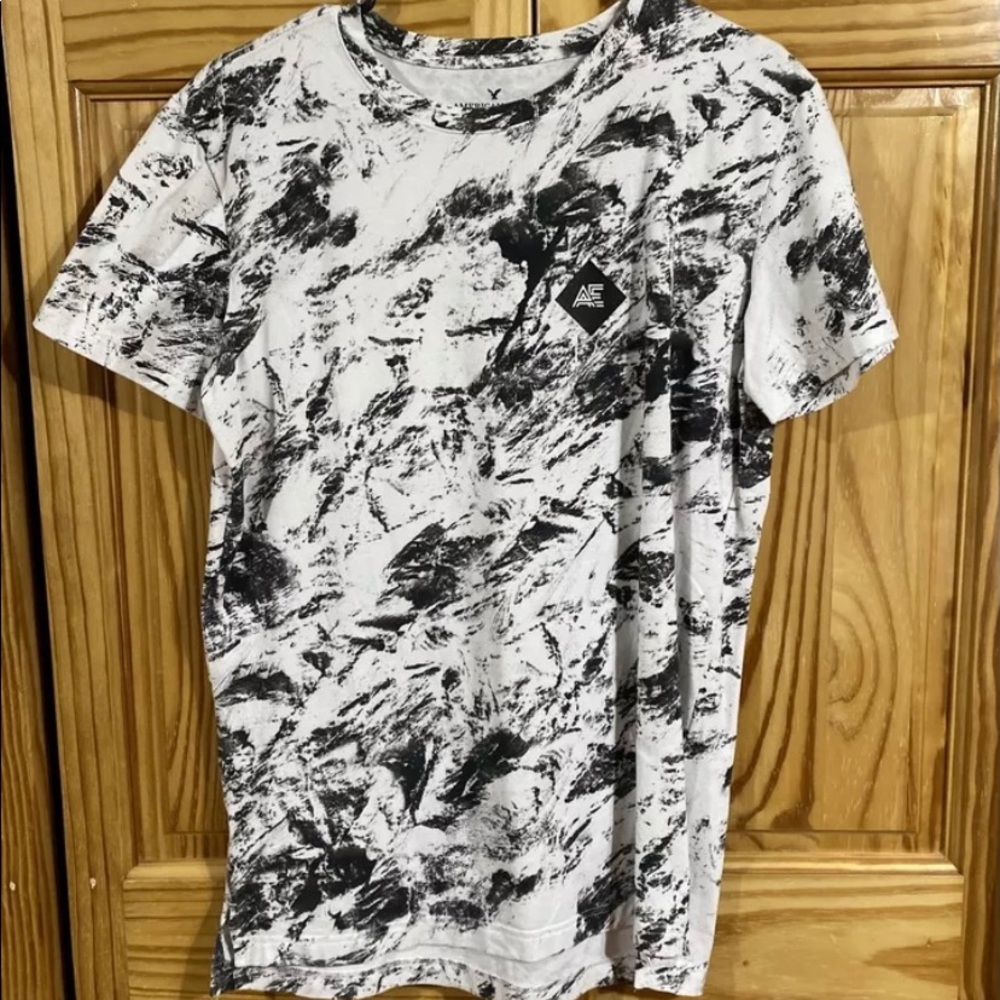 American Eagle Size Small T Shirt